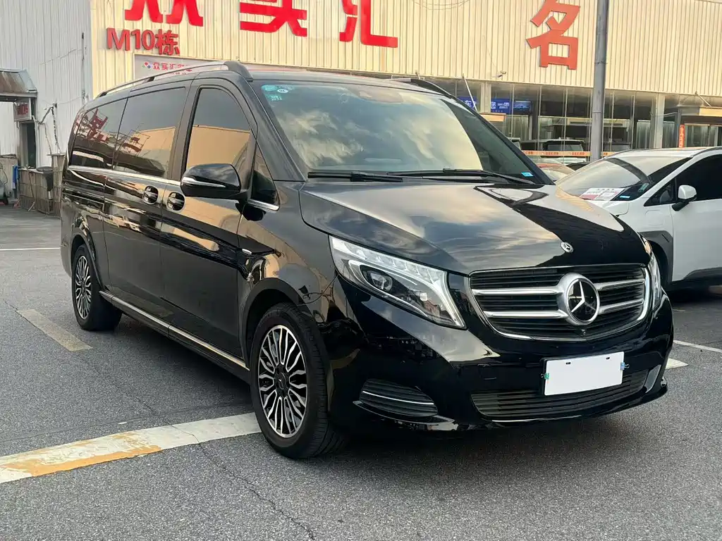 Mercedes-Benz V-Class 2018 — фото 3