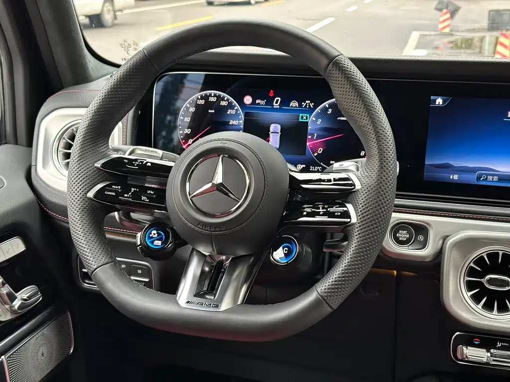 Mercedes-Benz G-Class AMG 2025 — фото 16