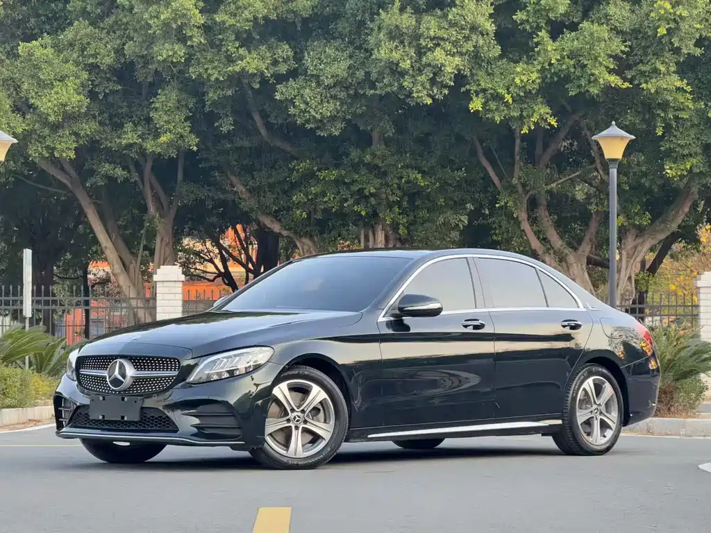 Mercedes-Benz C-Class 2019 — фото 1