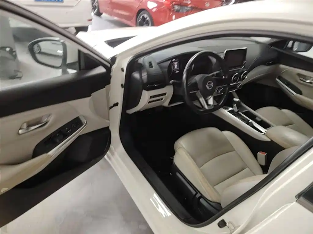 Nissan Sylphy 2019 — фото 16