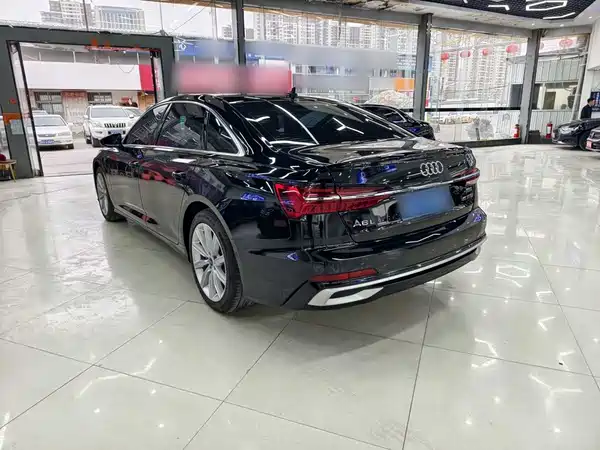 Audi A6L 2023