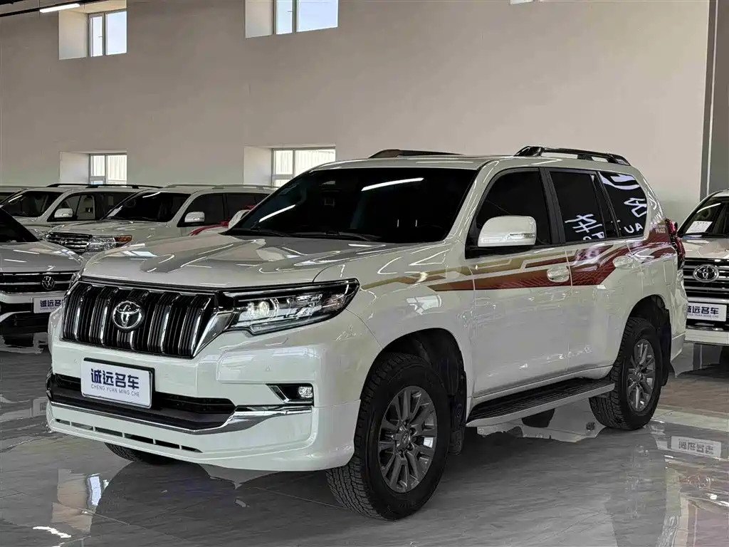 Toyota Prado 2019 — фото 1