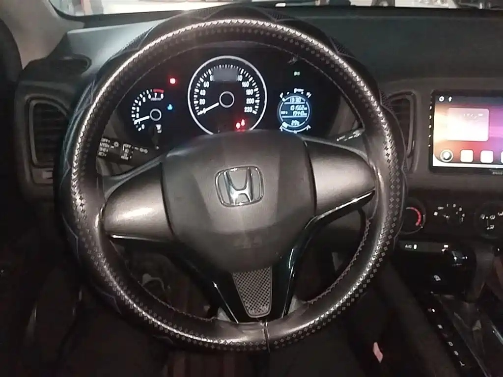 Honda Vezel 2021 — фото 11