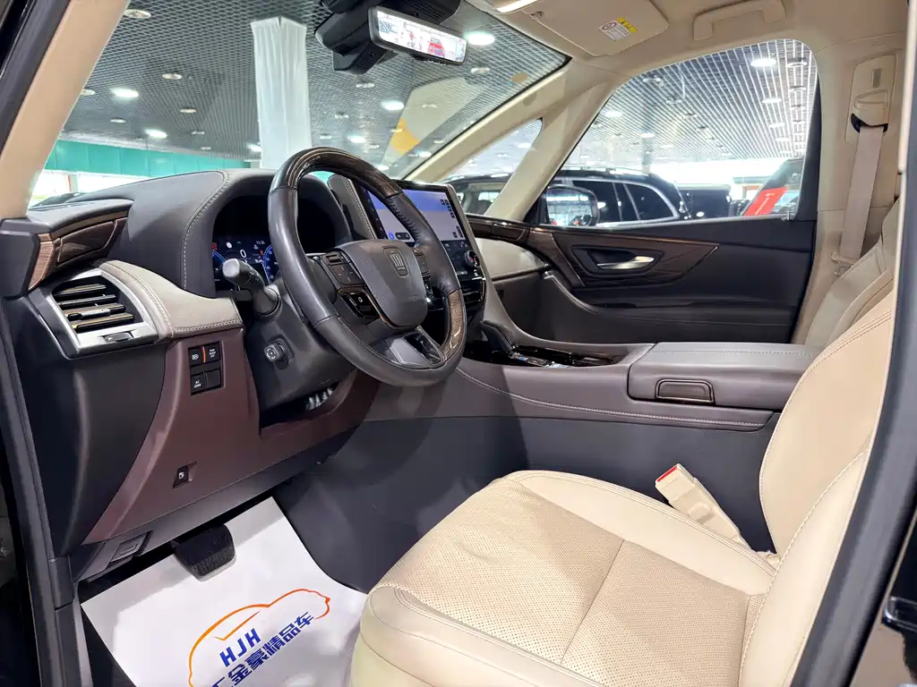 Toyota Vellfire 2023 — фото 4