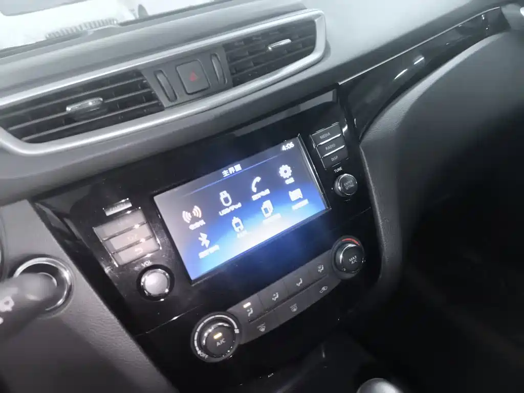 Nissan Qashqai 2018 — фото 13