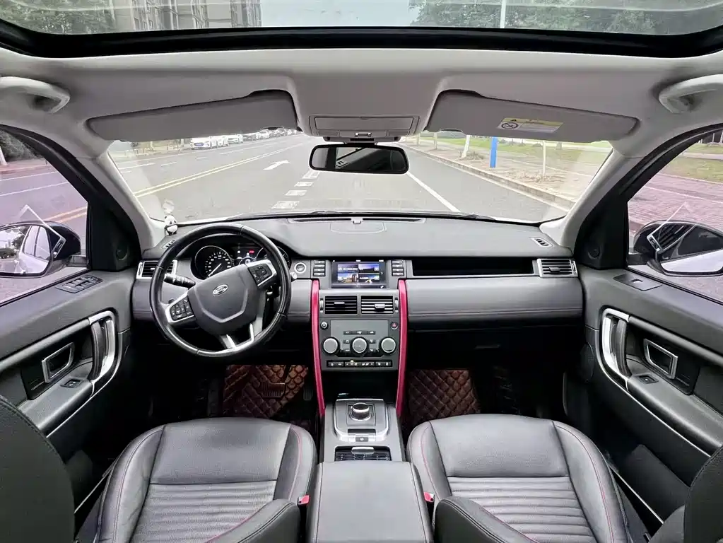 Land Rover Discovery Sport 2018 — фото 14