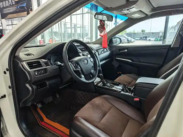 Toyota Camry 2017