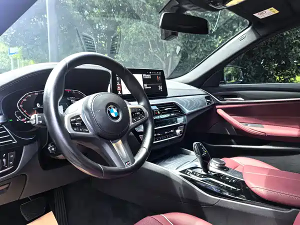 BMW 5 Series 2022