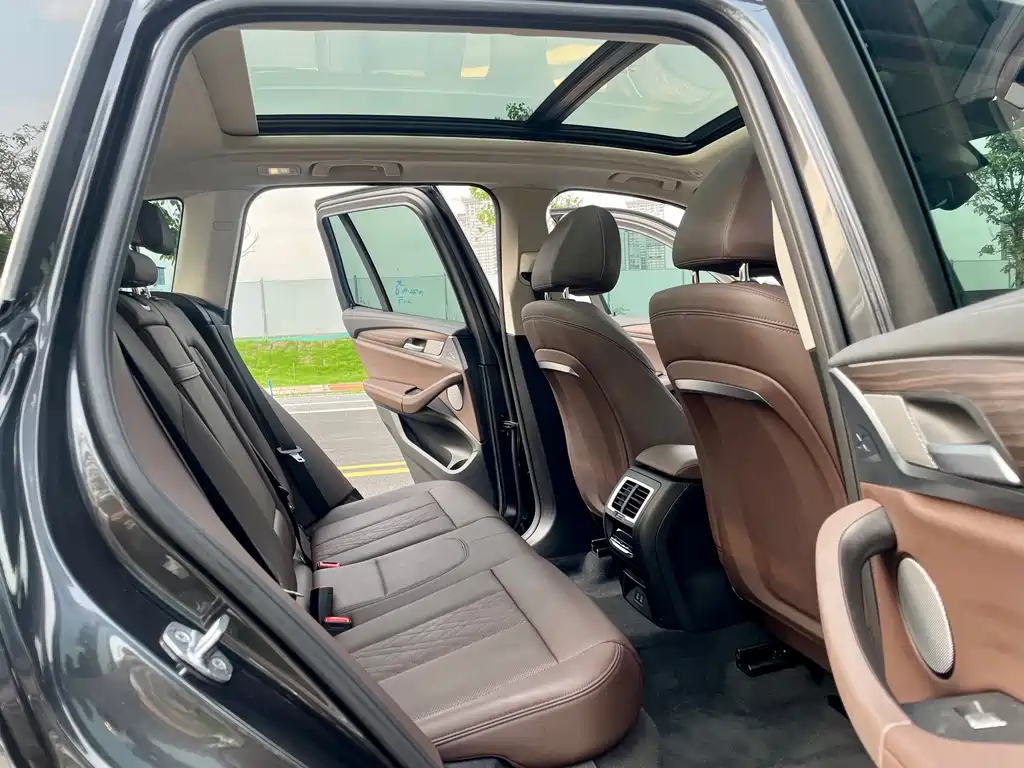 BMW X3 2022 — фото 12