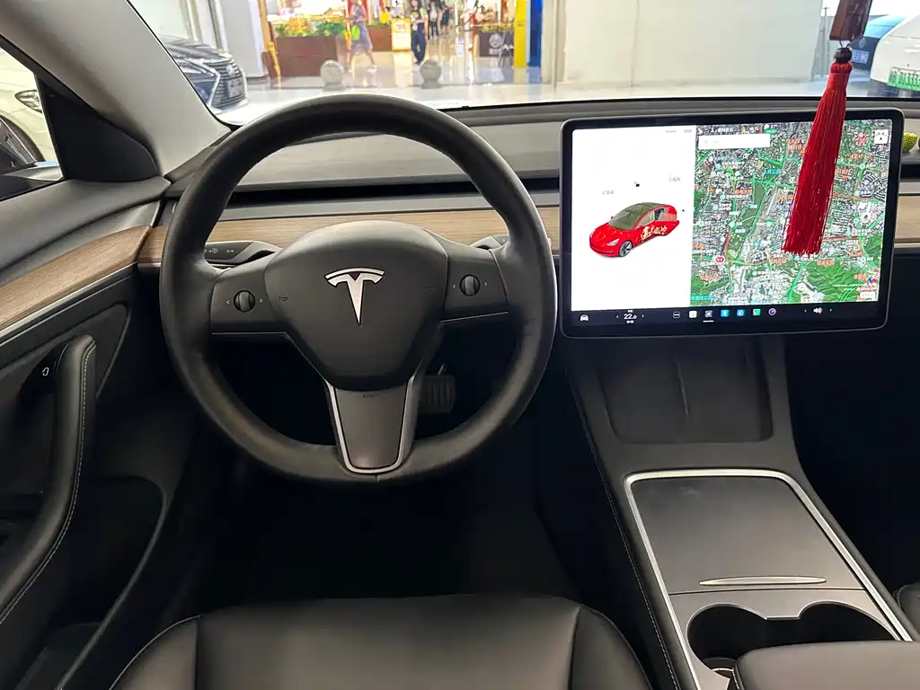 Tesla Model 3 2021 — фото 15