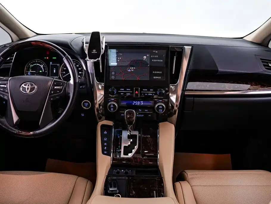Toyota Alphard 2020 — фото 14