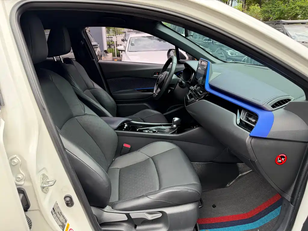 Toyota IZOA 2018 — фото 19