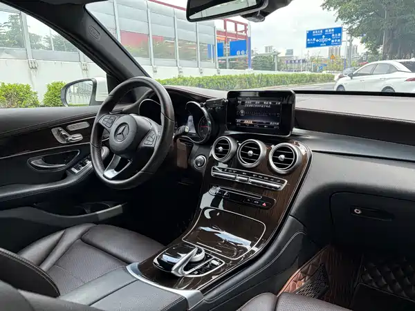 Mercedes-Benz GLC 2019