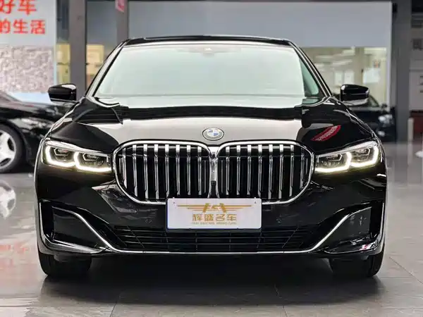 BMW 7 Series 2021