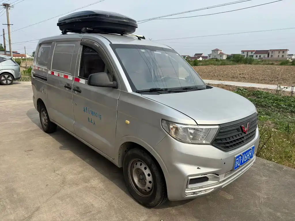 Wuling Hongguang V 2019 — фото 2
