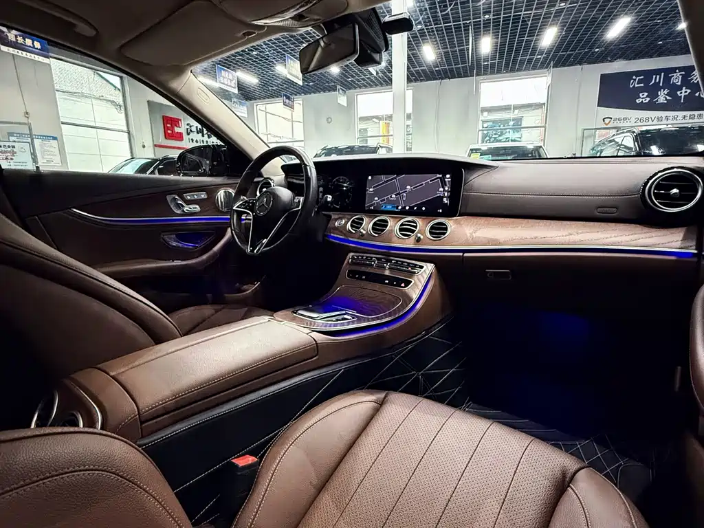 Mercedes-Benz E-Class 2023 — фото 5