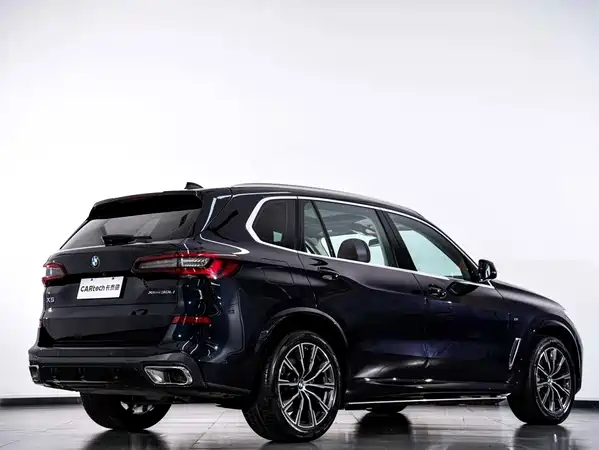 BMW X5 2022