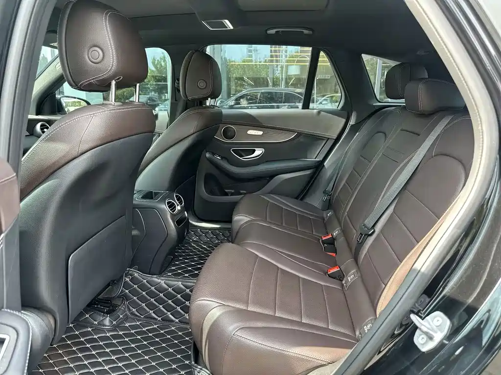 Mercedes-Benz GLC 2020 — фото 17