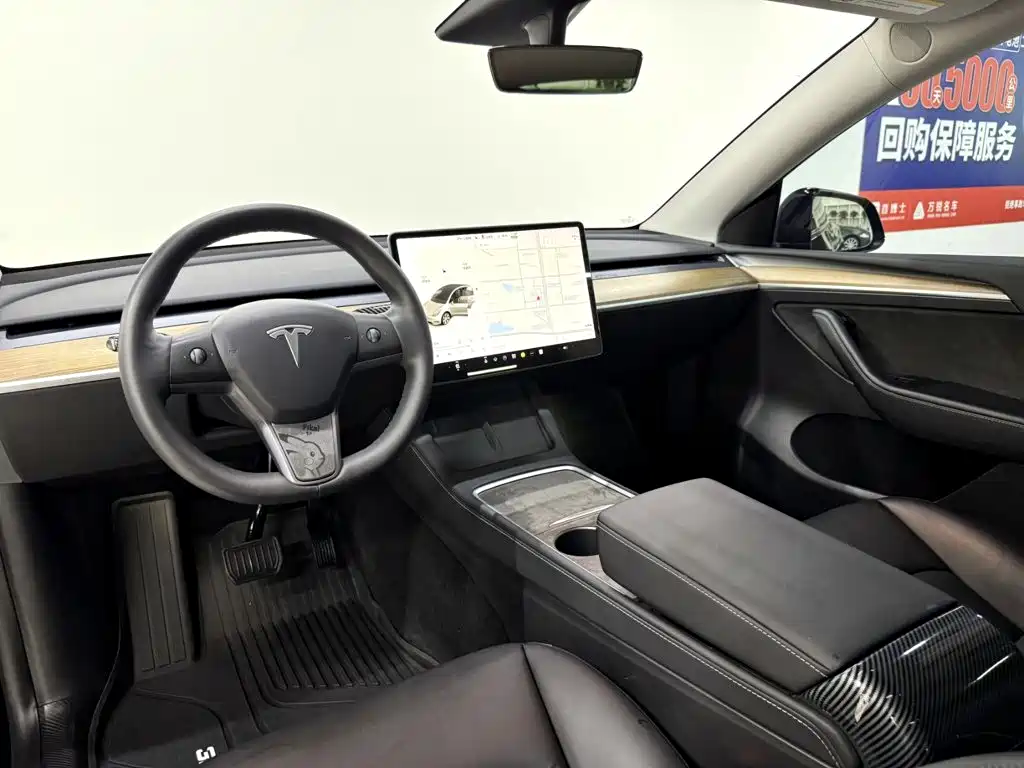 Tesla Model Y 2021 — фото 16