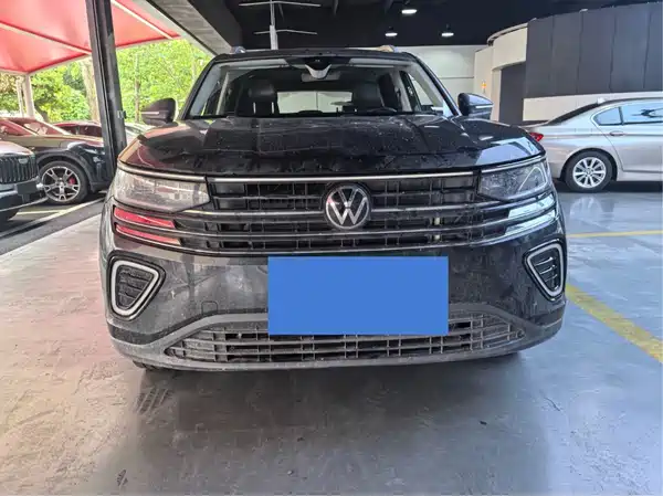 Volkswagen Tavendor 2023