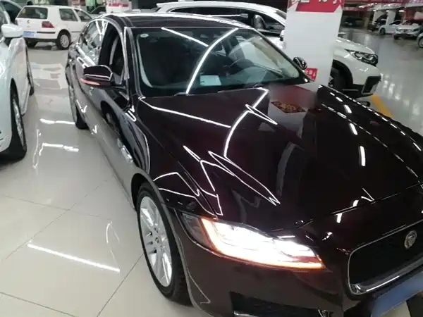 Jaguar XFL 2018