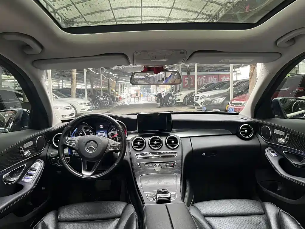 Mercedes-Benz C-Class 2018 — фото 7