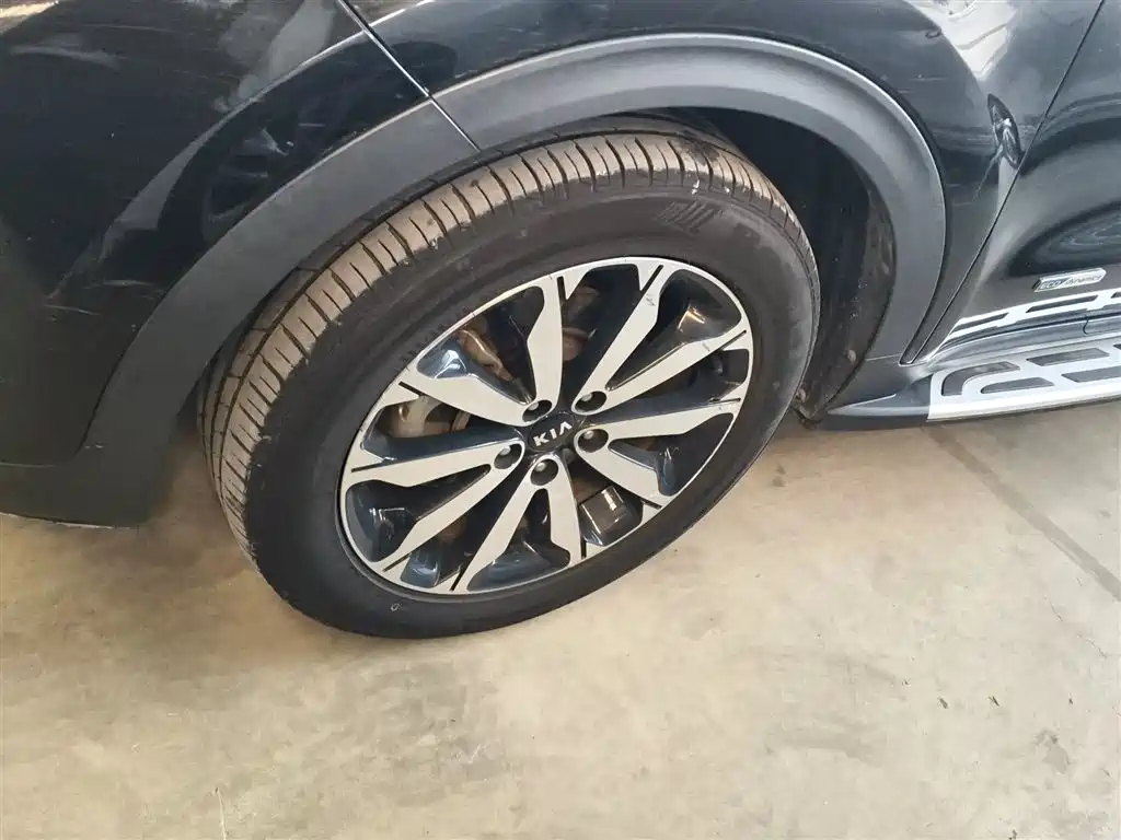 Kia KX5 2016 — фото 25