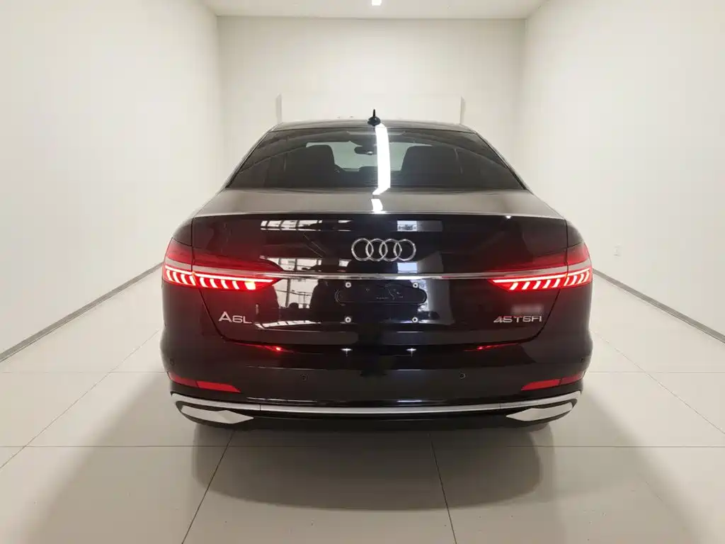 Audi A6L 2023