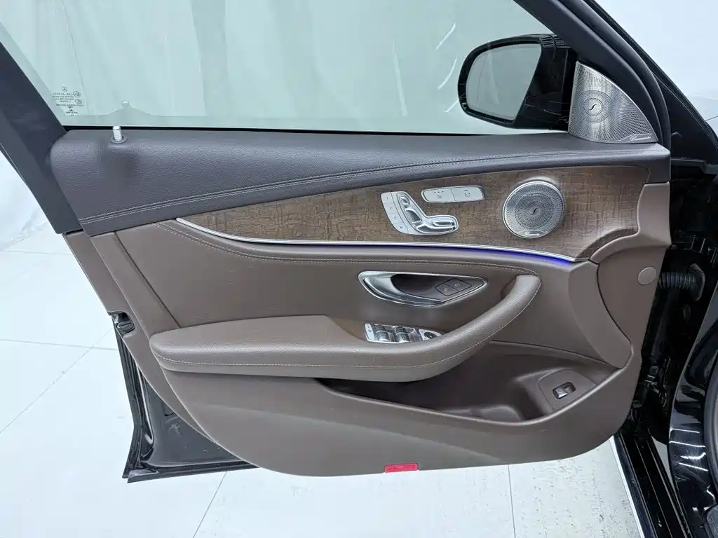 Mercedes-Benz E-Class 2016