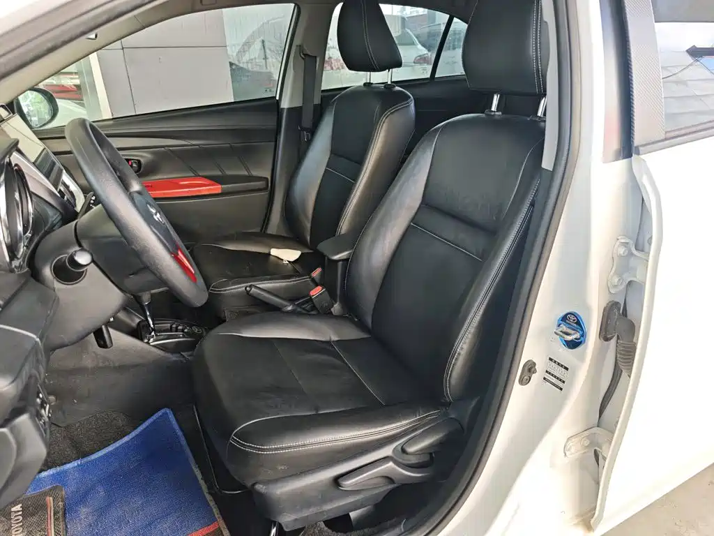Toyota Yaris L 2018 — фото 15