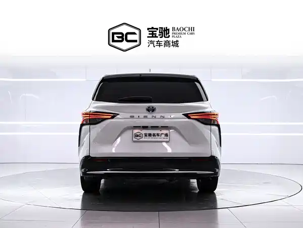 Toyota Sienna 2023