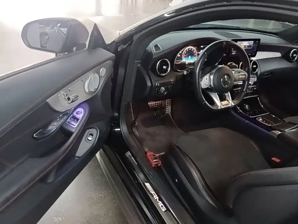 Mercedes-Benz C-Class AMG 2021 — фото 16