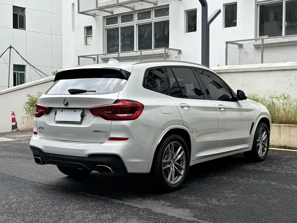 BMW X3 2018 — фото 12