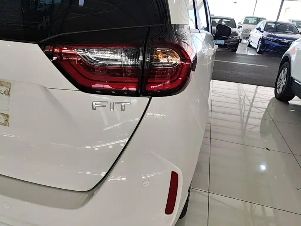 Honda Fit 2022 — фото 8