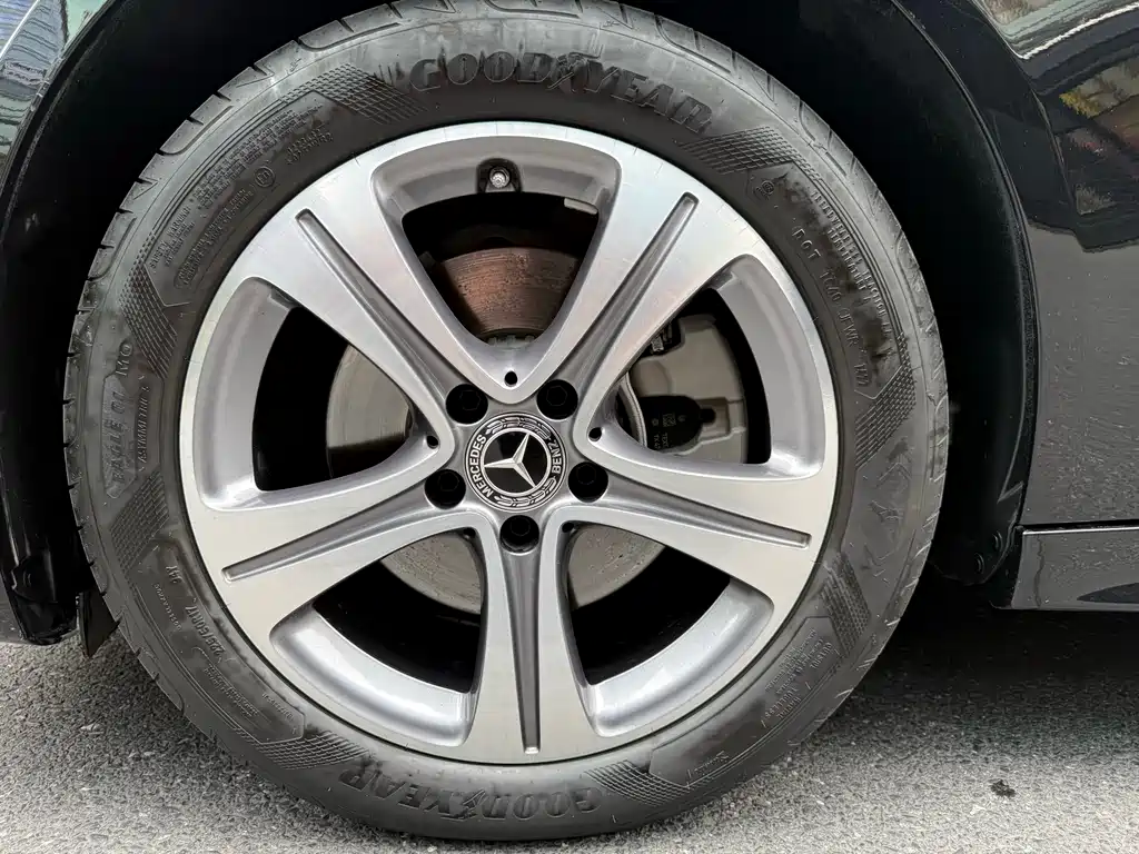 Mercedes-Benz C-Class 2022 — фото 18