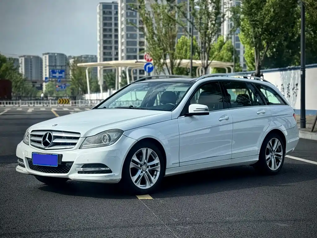 Mercedes-Benz C-Class 2012