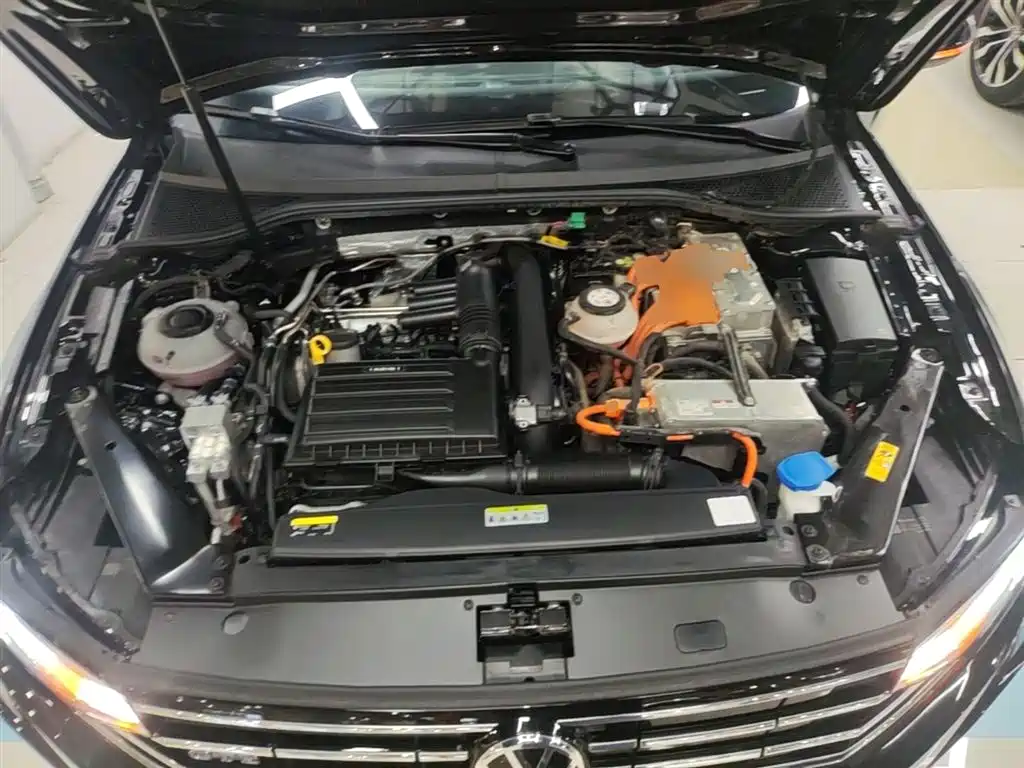 Volkswagen Magotan GTE PHEV 2023 — фото 20