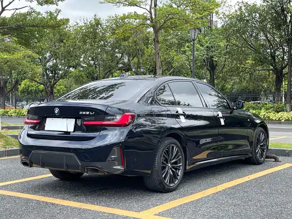 BMW 3 Series 2024