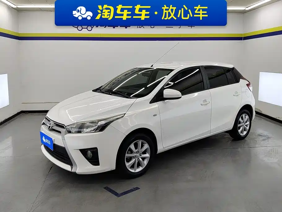 Toyota Yaris L 2014