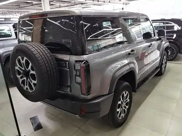 BAIC BJ40 2024
