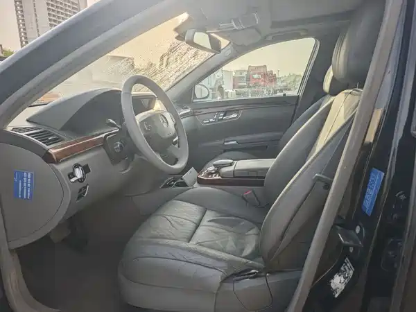 Mercedes-Benz S-Class 2008