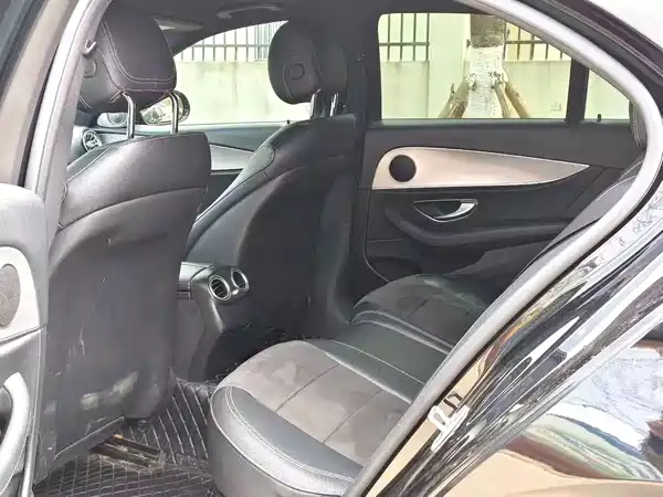 Mercedes-Benz E-Class 2017