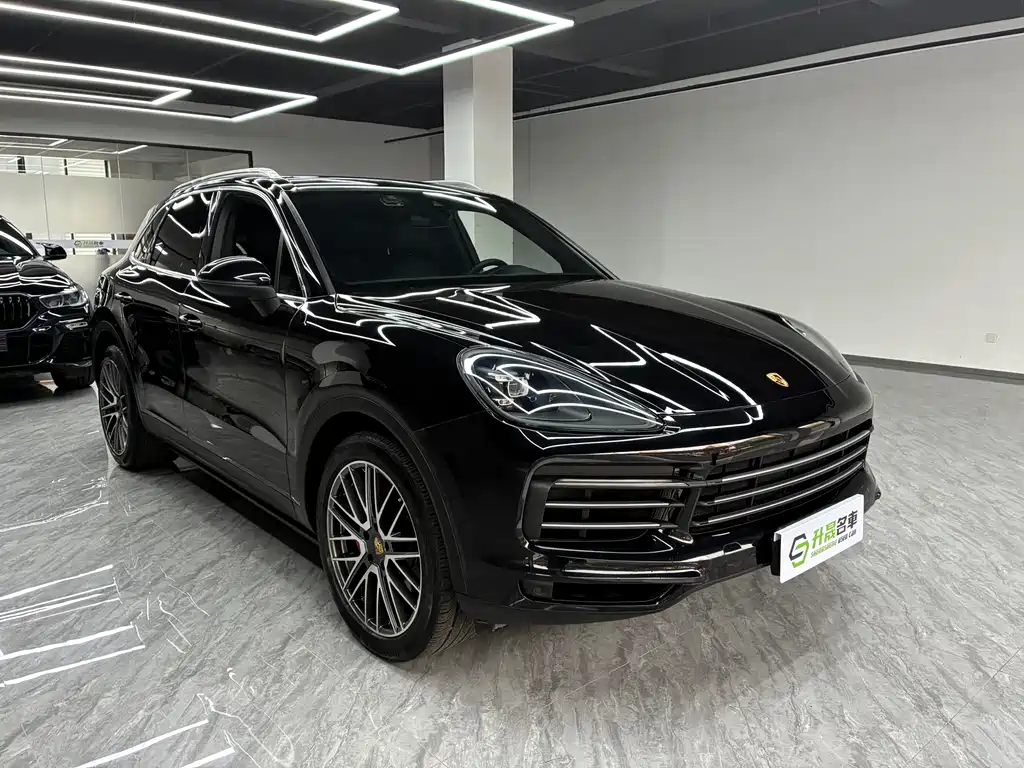 Porsche Cayenne 2018 — фото 3
