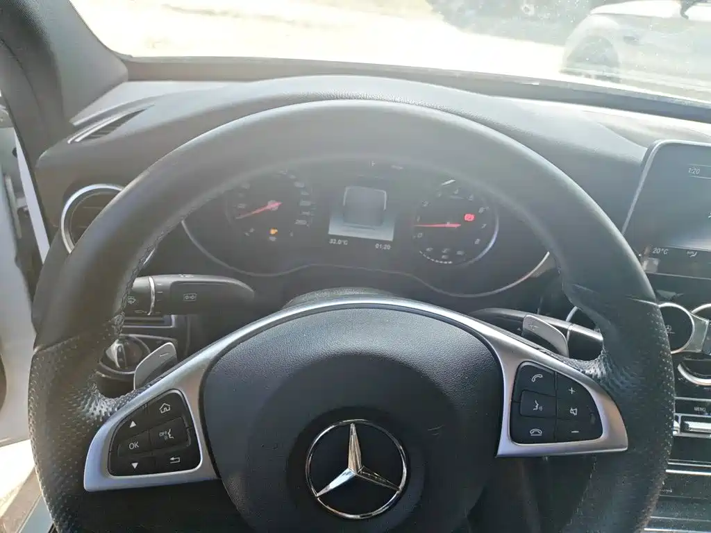 Mercedes-Benz C-Class 2018