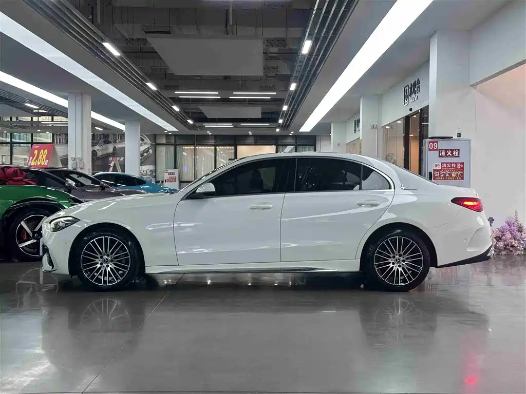 Mercedes-Benz C-Class 2022 — фото 10