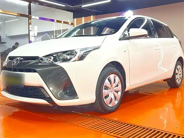 Toyota Yaris L 2020