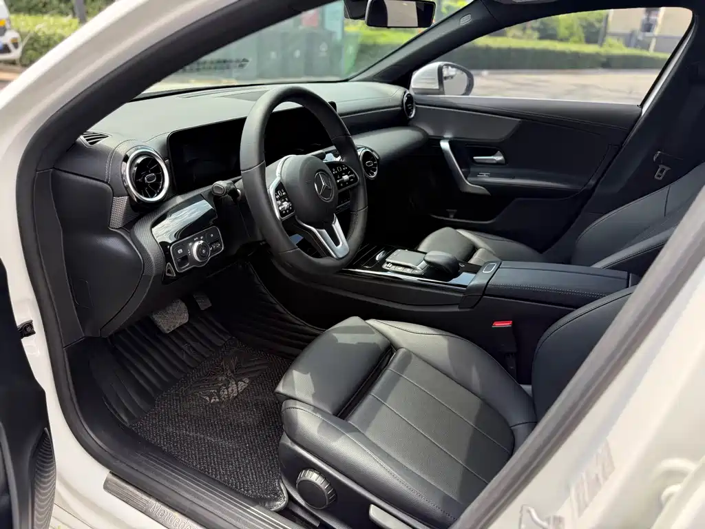 Mercedes-Benz A-Class 2021