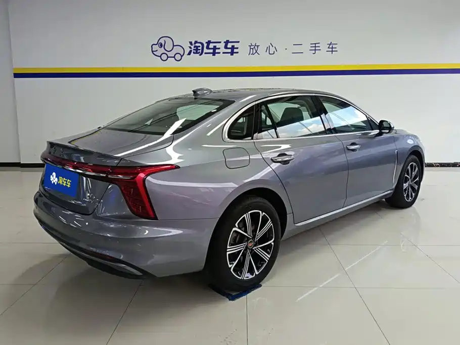 Hongqi H5 PHEV 2025 — фото 3