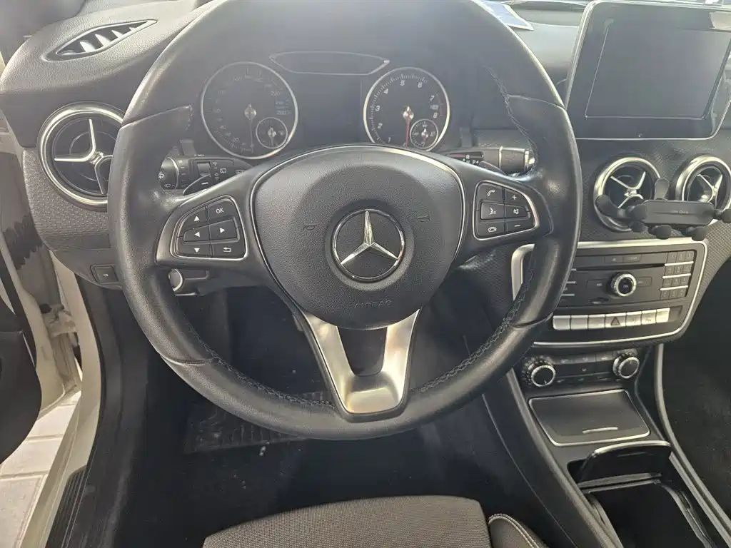 Mercedes-Benz A-Class 2017