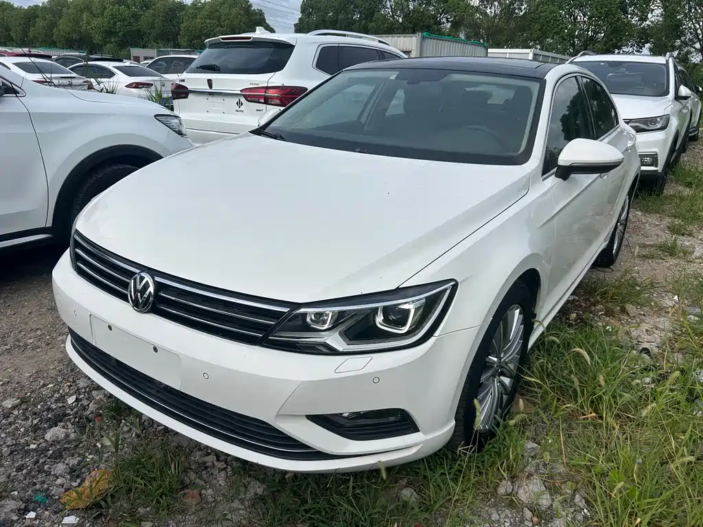Volkswagen Lamando 2015